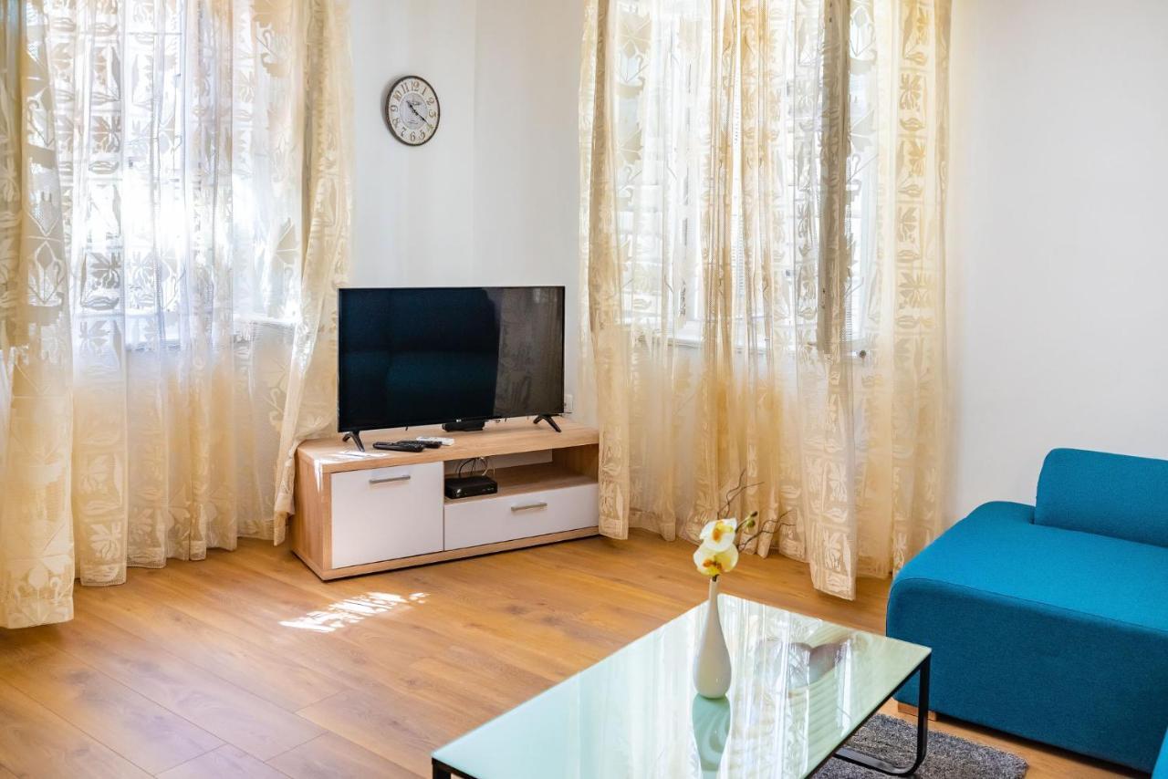 History Center Apartment